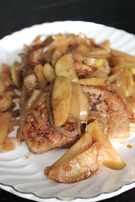 One Pan Apple Cinnamon Pork Chops